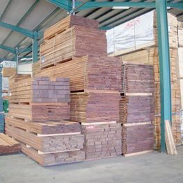 Maderas Biosca madera en local